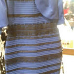 【決着編】議論再び。このドレス、スニーカーの色は何色に見える？