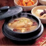 中国wiki「参鶏湯（ｻﾑｹﾞﾀﾝ）は中国に古来から伝わる広東料理、その後韓国に伝わった」→韓国人ﾌﾞﾁｷﾞﾚ