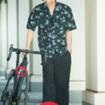 【動いたって清涼感】ファッション広告がまるで自転車泥棒だと話題に