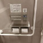 最近のトイレはボタンが多すぎる…　障害者だけじゃない「洗浄ボタン」問題