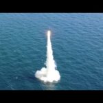 【速報】韓国も独自開発のミサイル発射。こちらは潜水艦発射型。  [896590257]