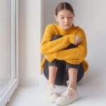 専門家「これからは、『ひきこもり』のことを『社会的距離症候群』と呼ぼう」  [123322212]