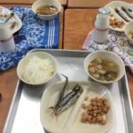 中国人「日本の学校給食の写真を見たけどなんだいこれは？本当に先進国か？」　中国ネット騒然  [271912485]