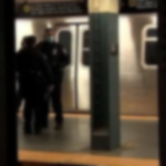 NY地下鉄のホームでアジア系40代女性が車両の前に押し出されて死亡  [448218991]