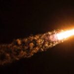 スペースX、２月３日打ち上げの衛星約40機喪失、大気圏突入へ。約50億円分  [896590257]