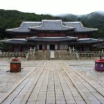 「夏休みに韓国を旅行したい」  [718678614]