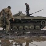 ウクライナ国民、ロシア軍から戦車を購入、「食糧や包帯と交換した」  [422186189]