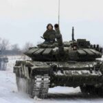 ロシア人部隊5000人ウクライナ拒否し暴動。JS4戦車の前面に括り付けられNKVDが後方から砲撃する未来へ  [866556825]
