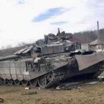 ロシア軍兵士が自らの司令官を戦車で轢き殺す？西側関係者が語る  [415121558]