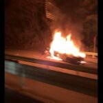 【画像有】有料道路で単独事故。車が炎上し３名死亡。豊田  [896590257]