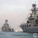 【ﾅﾝｶﾔﾊﾞｲ】ロシア軍巡洋艦「モスクワ」が沈没してオデーサ沖で活動してた艦艇5隻遠ざかる  [448218991]