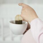 【新茶の季節】お茶にがんと心臓病リスク減の効果　味は狭山でとどめ刺す  [837857943]