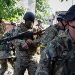 ウクライナ軍猛反撃、セベロドネツク「５割奪還」プーチンはさっさと総動員かけろや無能が  [561344745]